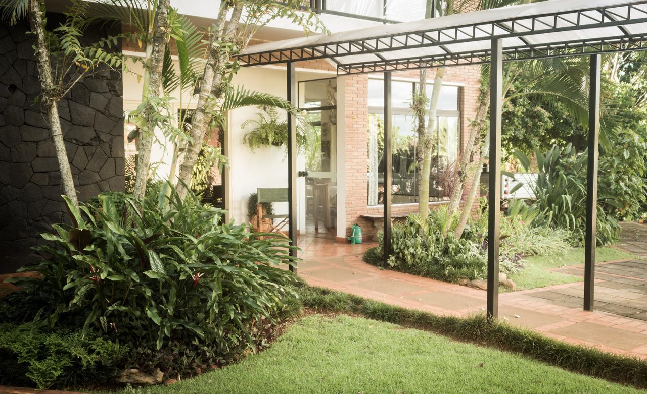 Las Orquideas Parque Hotel Ciudad del Este Kültér fotó